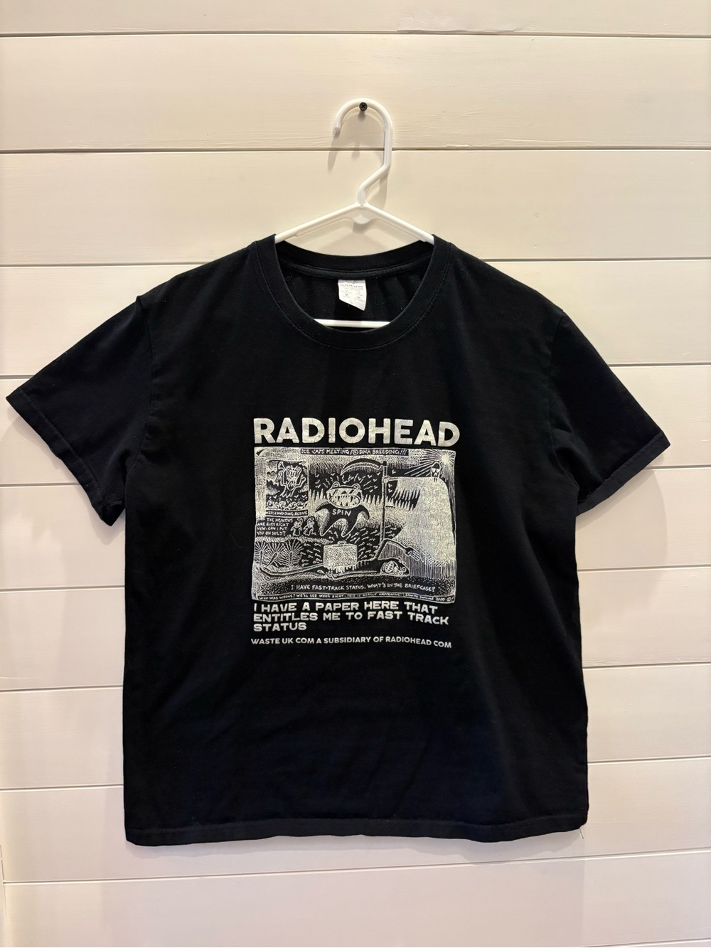 Radiohead Black Graphic Band Tee